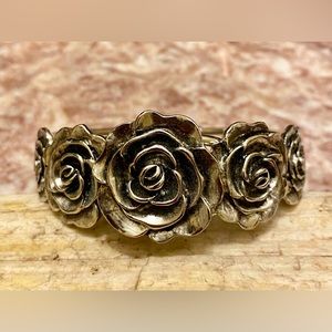 1928 JEWELRY COMPANY 2028 Jewelry Flower Cuff Bracelet; NEW